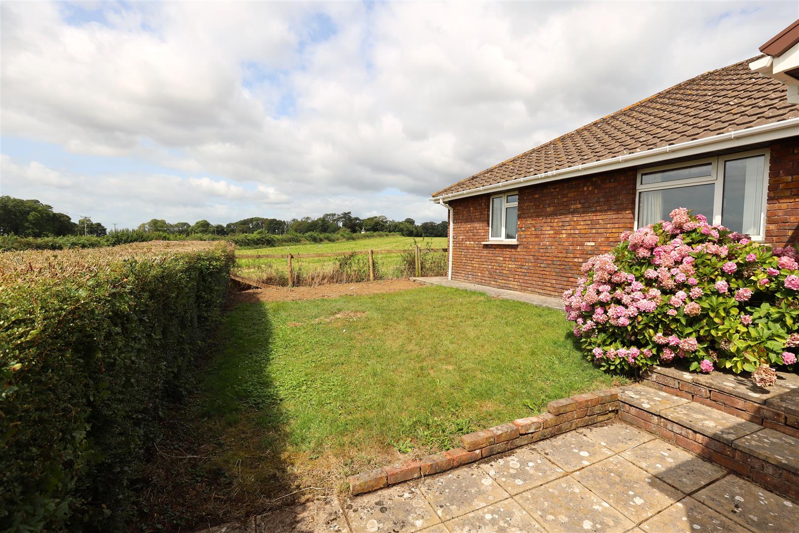 Twmpath Newydd, Colwinston,  Cowbridge, Vale of Glamorgan, CF71 7NJ